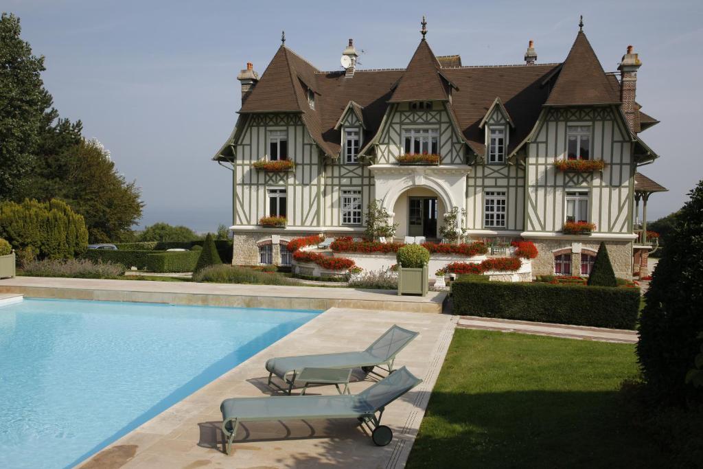 Manoir De Benerville