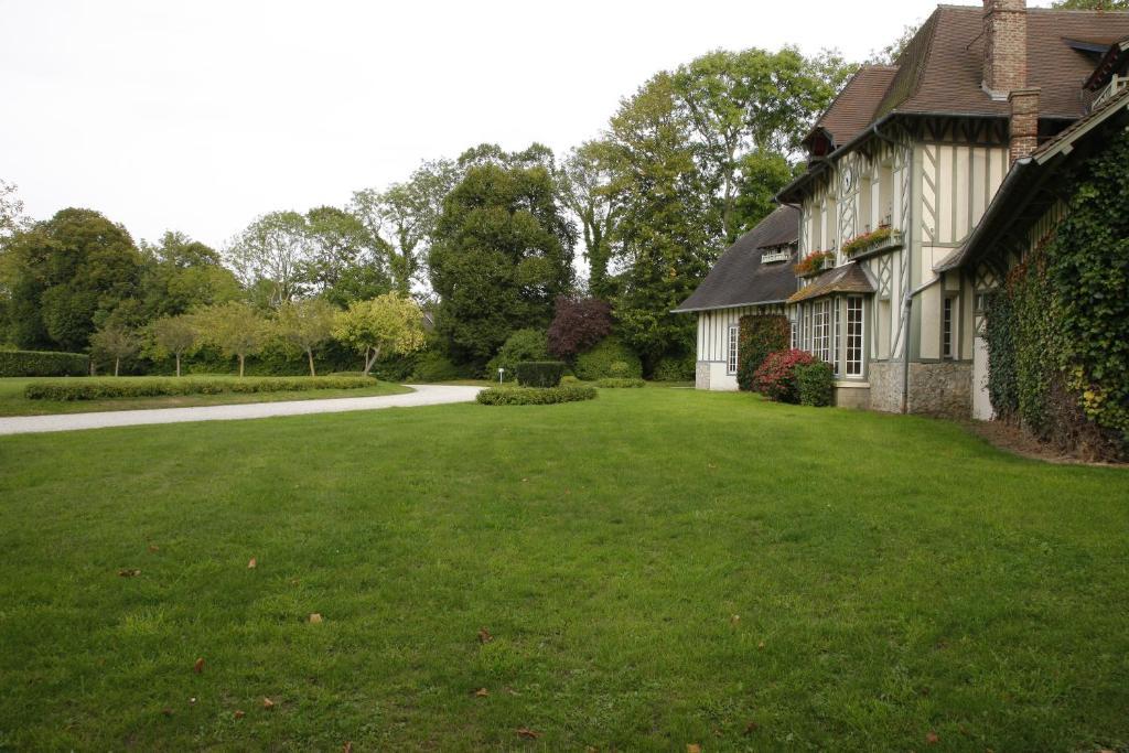 Manoir De Benerville *